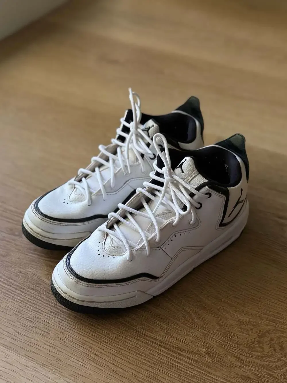 Nike Air Jordan Sneakers Courtside 23 Trainers Basketball White Shoes